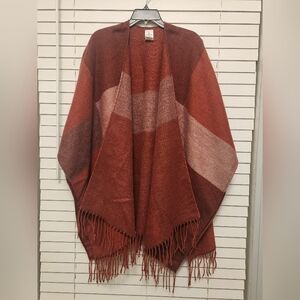 Woolrich Women's Blanket Fringe Shawl. One Size.